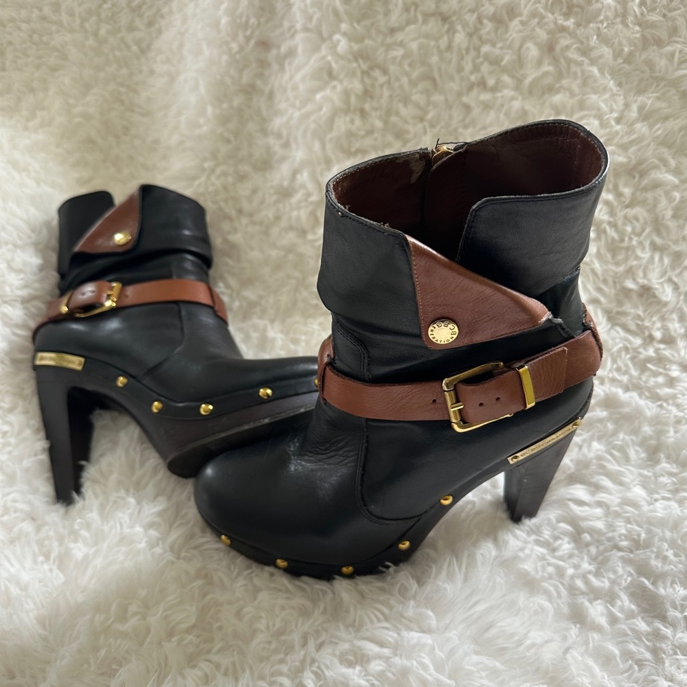 BCBG boots